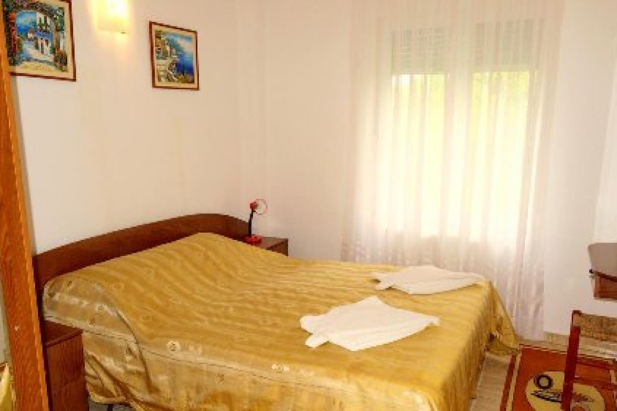 Club Topaz CM