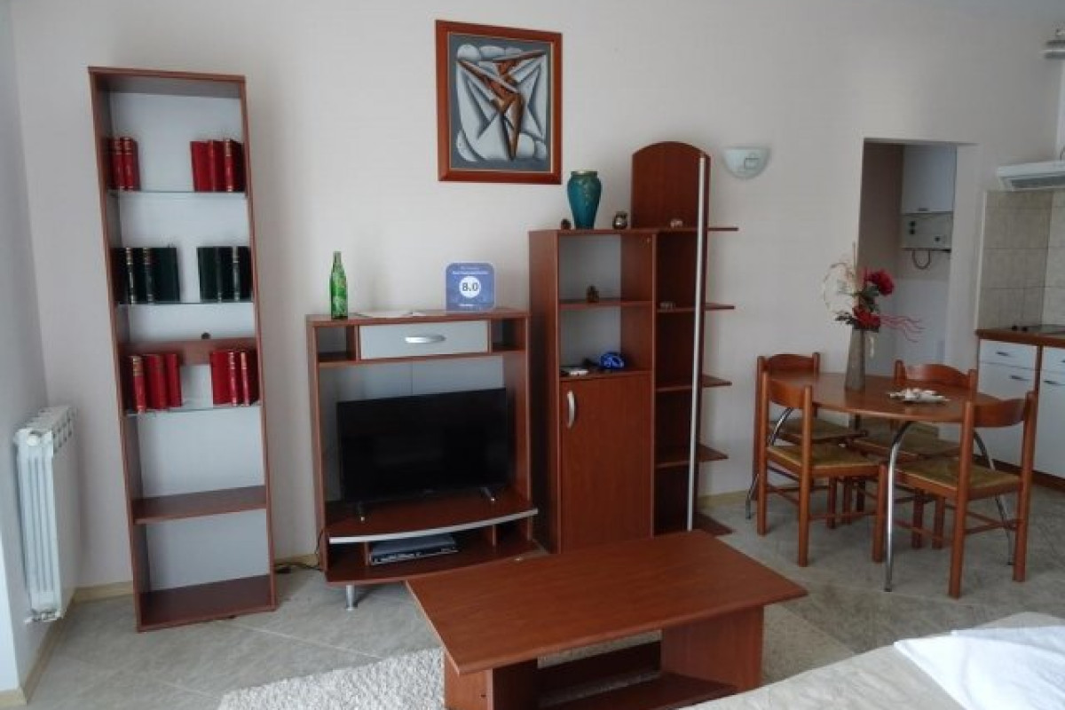 Club Topaz CM