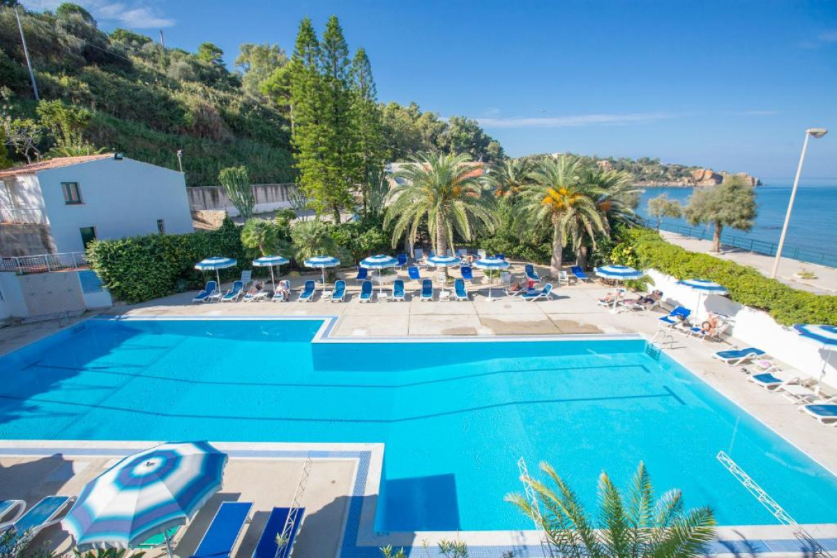 HOTEL TOURIST CEFALU'