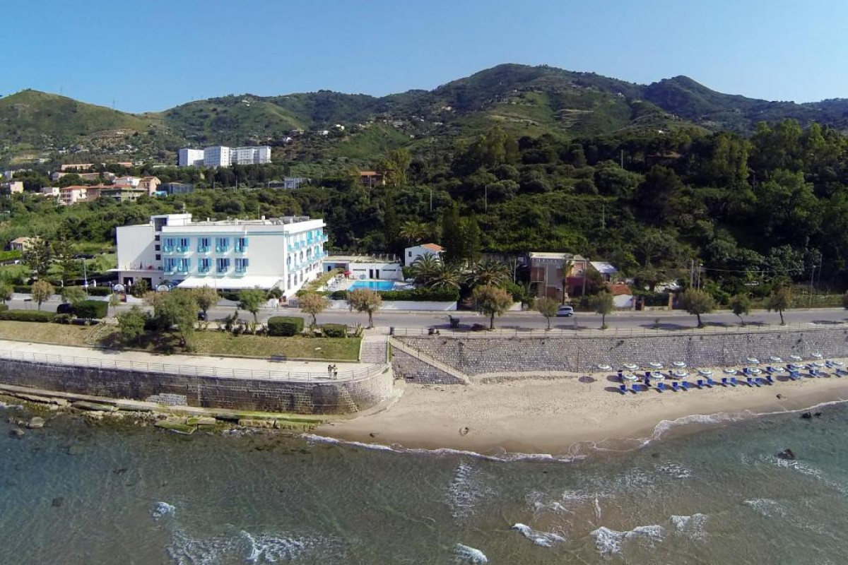 HOTEL TOURIST CEFALU'