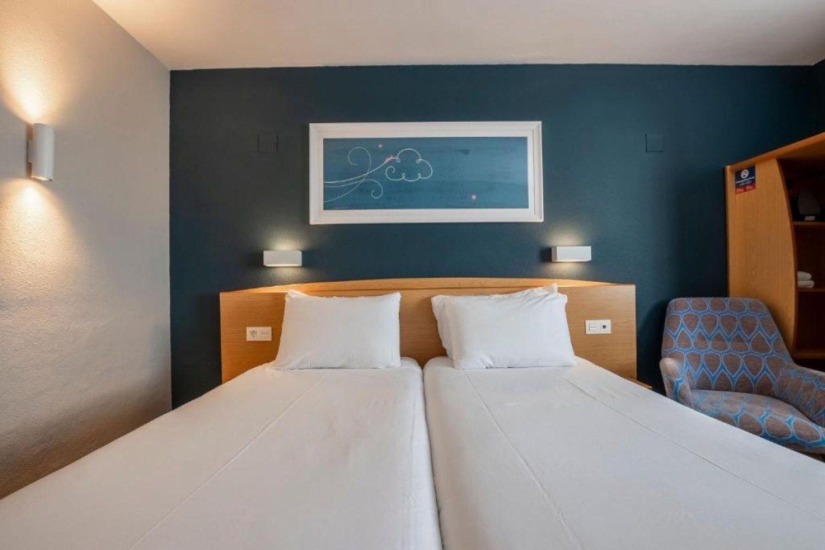 Hotel Travelodge Alicante Puerto