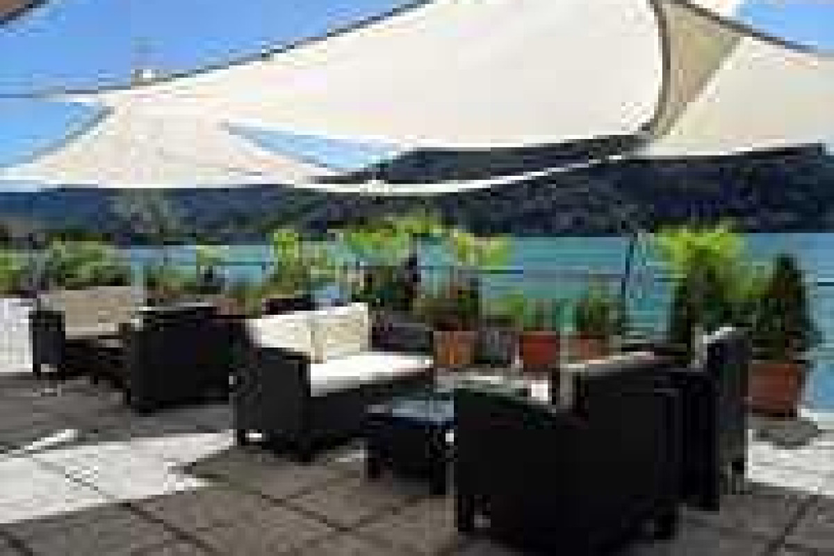 Hotel Tresa Bay