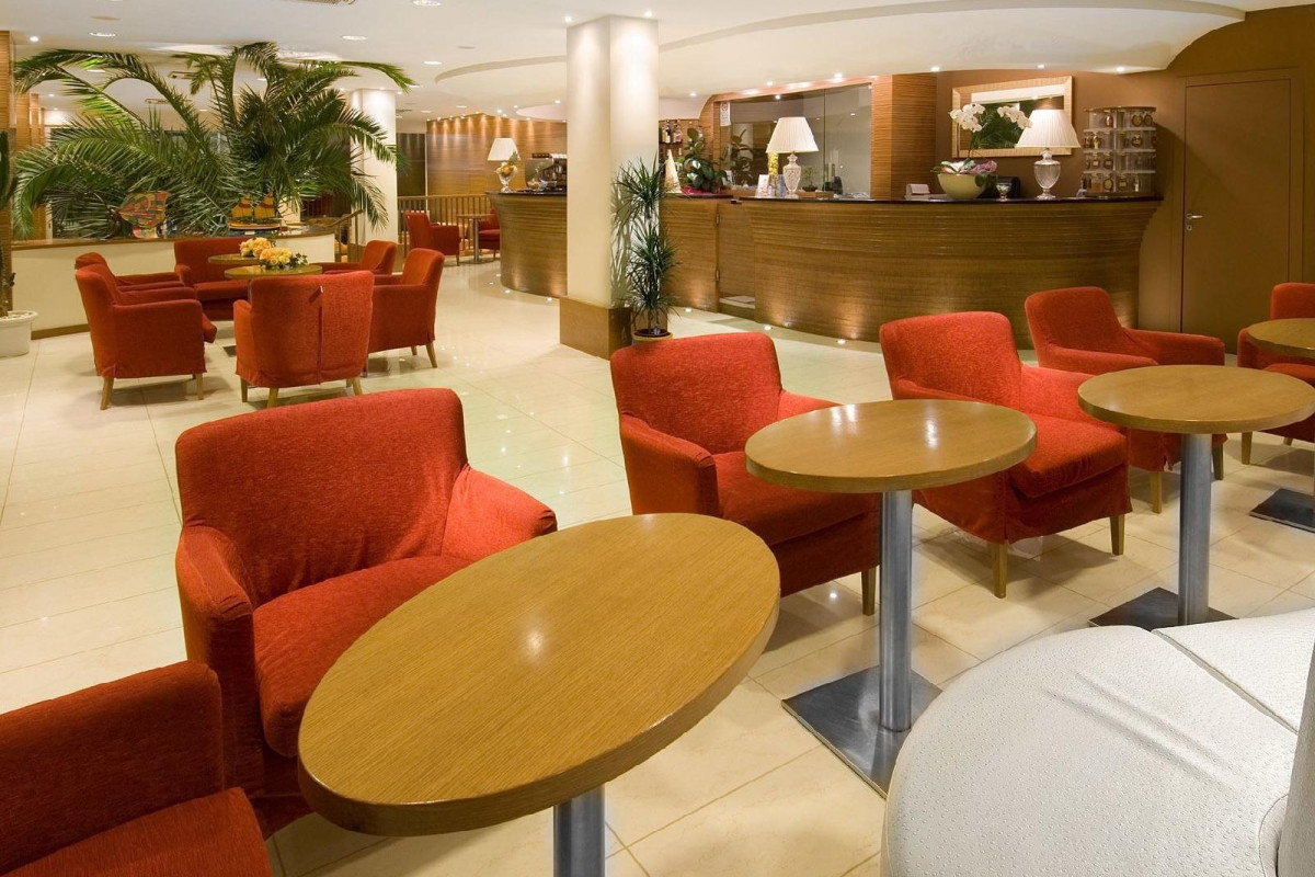 Hotel Trevi