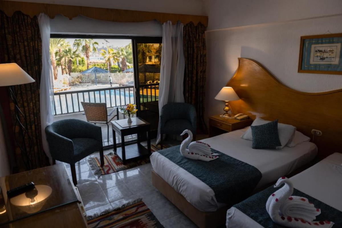 TURQUOISE BEACH HOTEL_