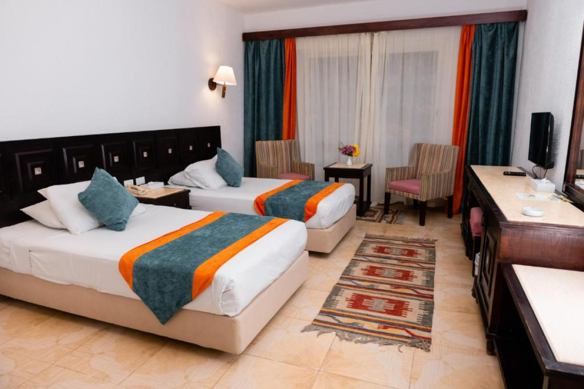 TURQUOISE BEACH HOTEL_