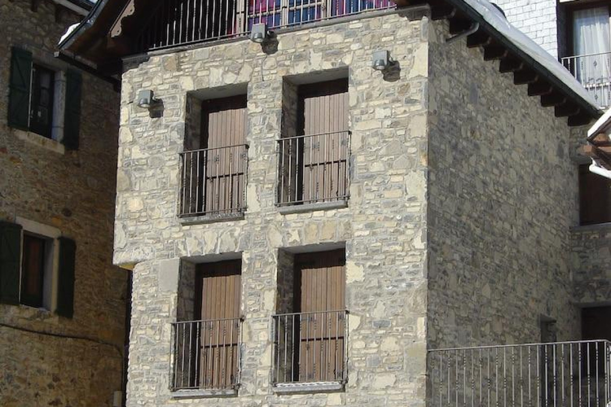Hotel Valle De Izas