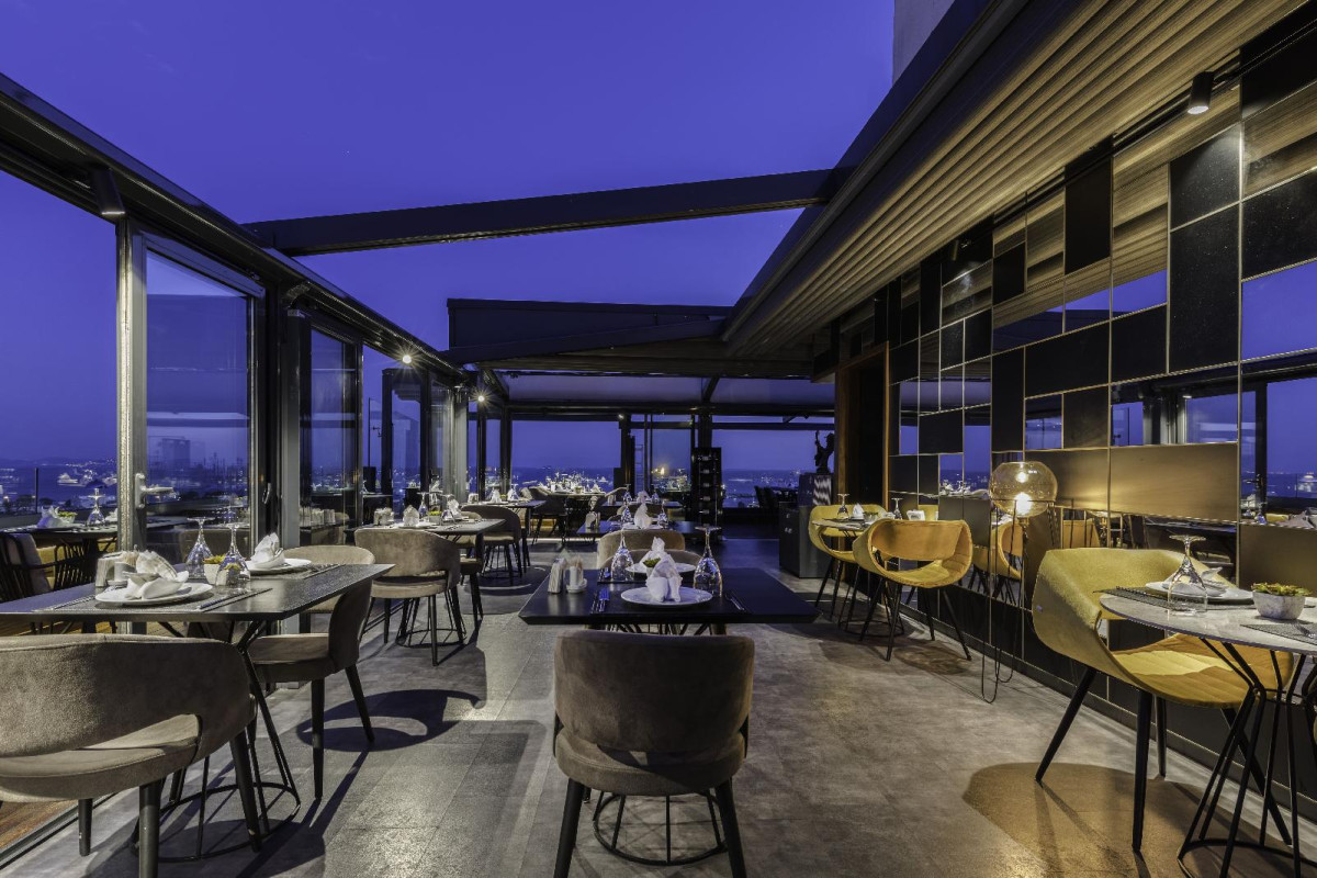 HOTEL VENERA