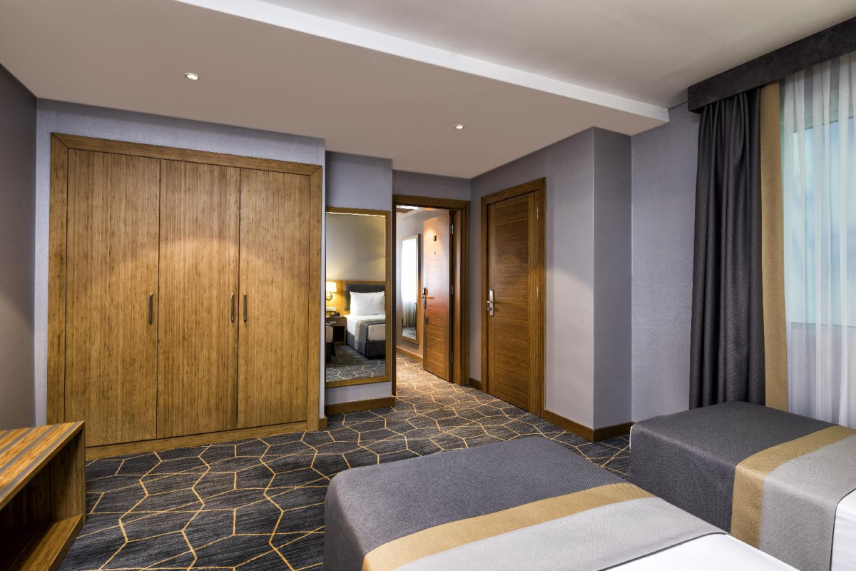 HOTEL VENERA