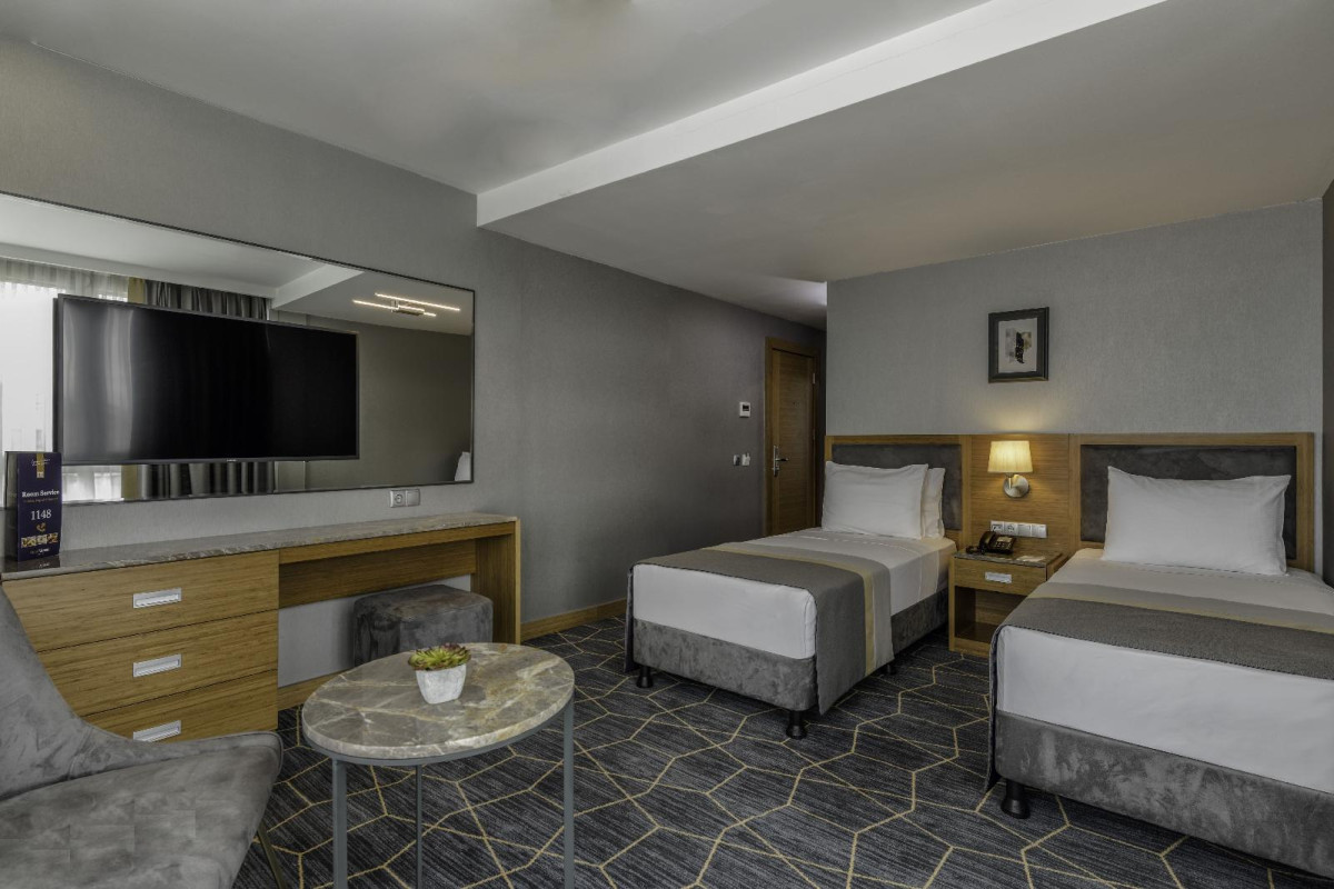HOTEL VENERA