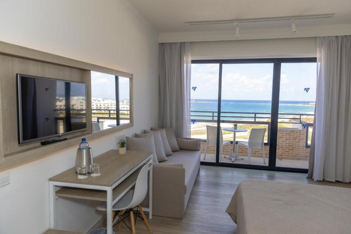 VENUS BEACH HOTEL