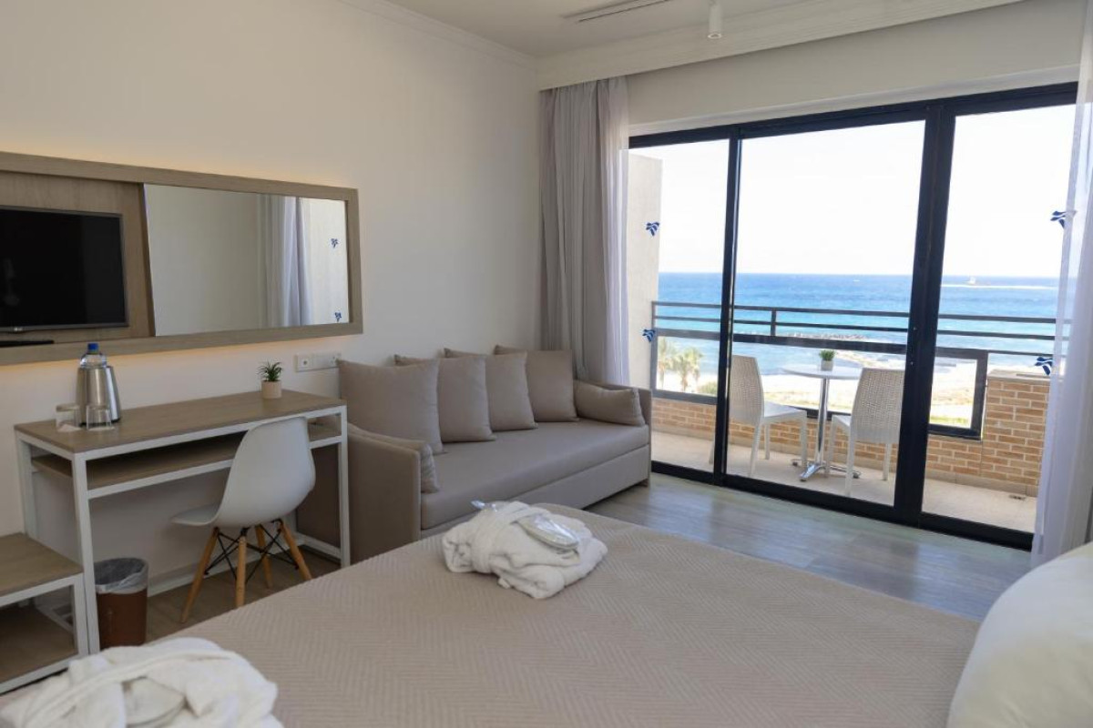 VENUS BEACH HOTEL