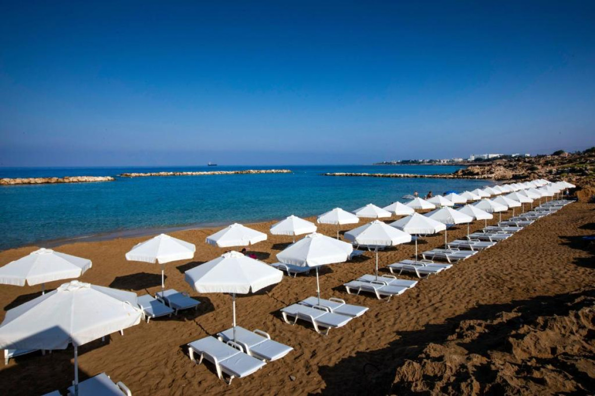 VENUS BEACH HOTEL