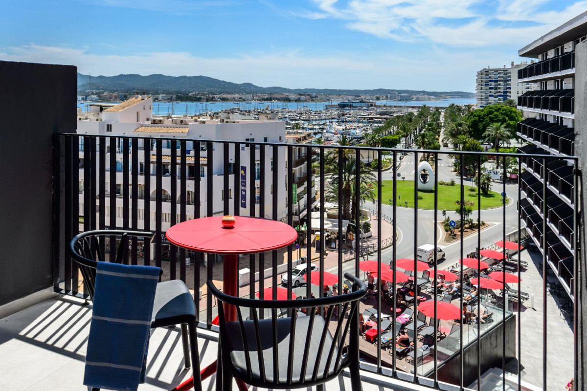 Hotel Vibra District - Adults Only