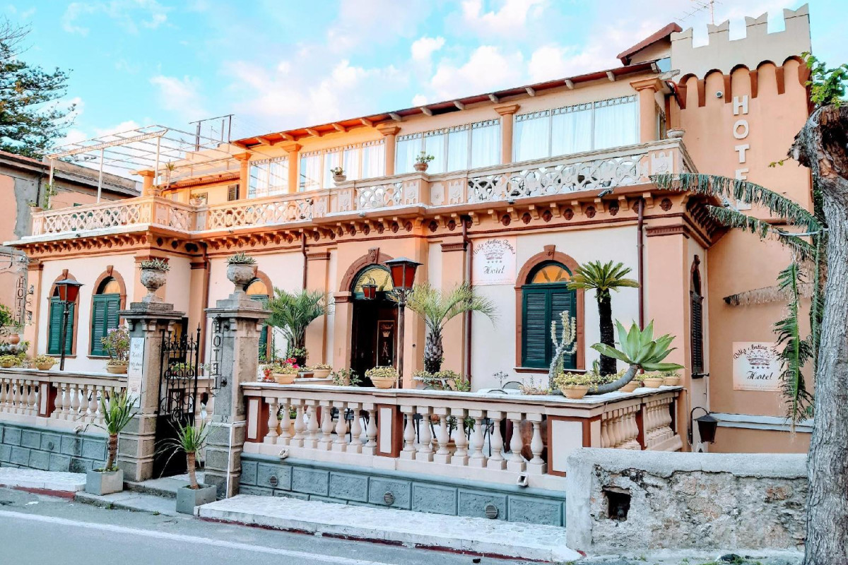 HOTEL VILLA ANTICA