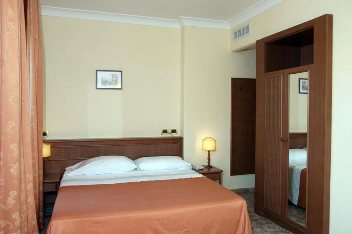 HOTEL VILLA BIANCA