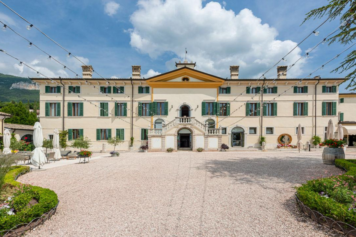 Hotel Villa Cariola
