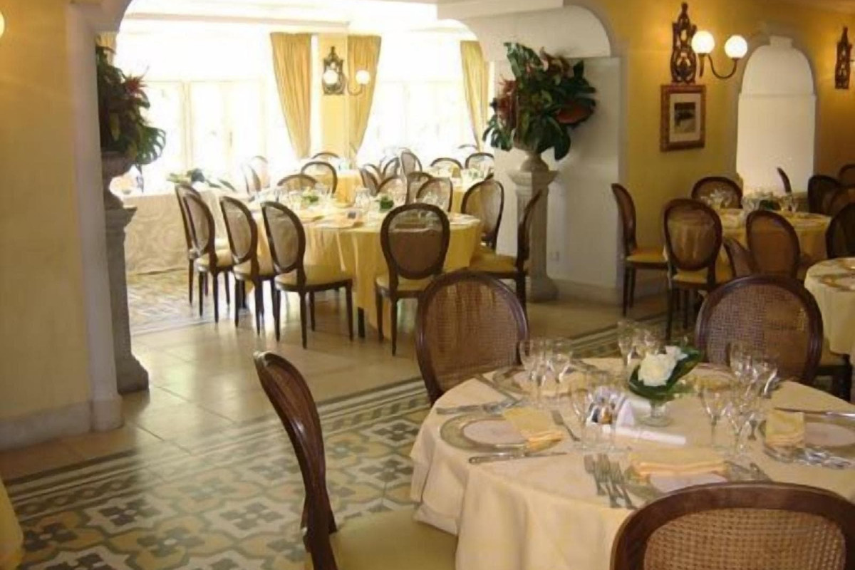 Hotel Villa Paradiso Dell'etna