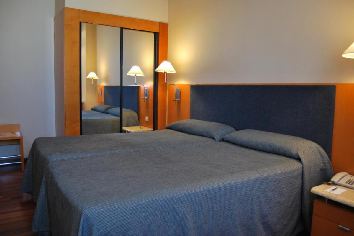 VILLACARLOS HOTEL