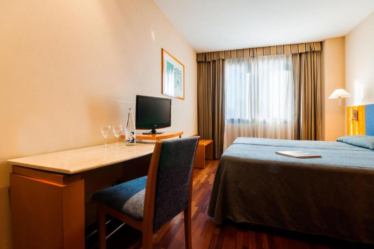 VILLACARLOS HOTEL