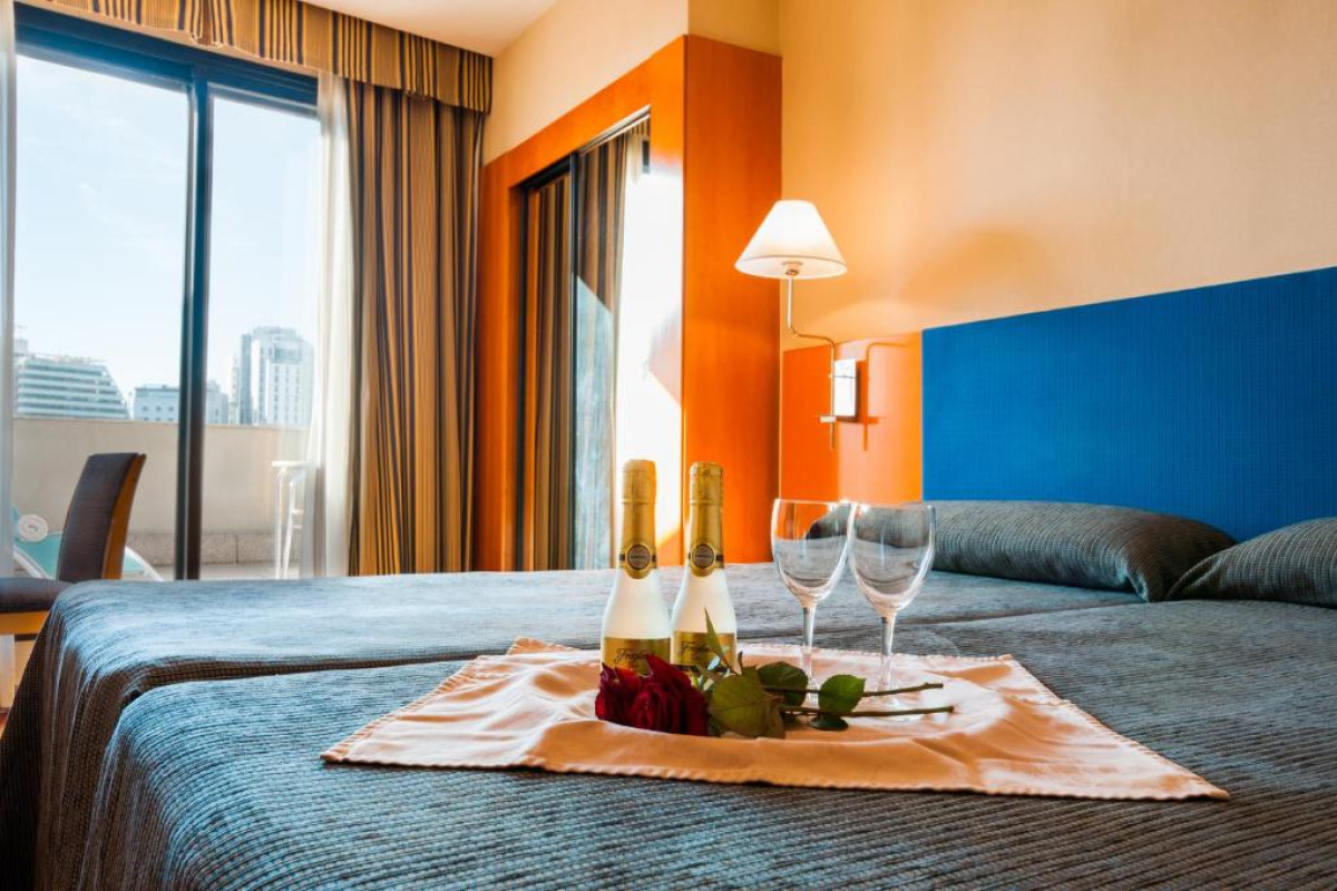 VILLACARLOS HOTEL