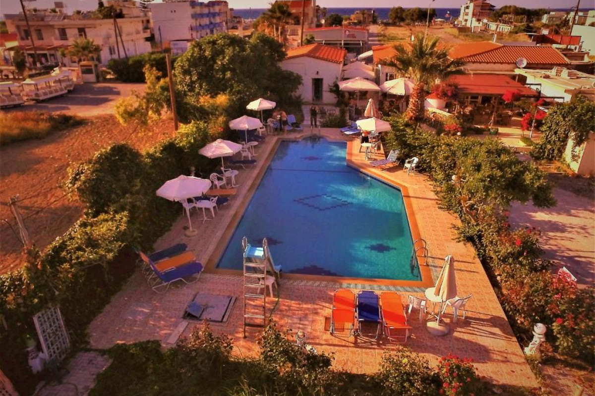 VIOLETTA HOTEL