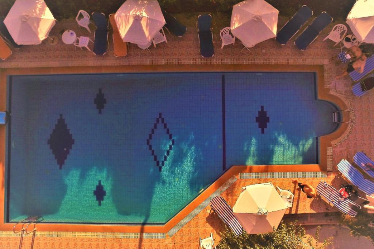 VIOLETTA HOTEL
