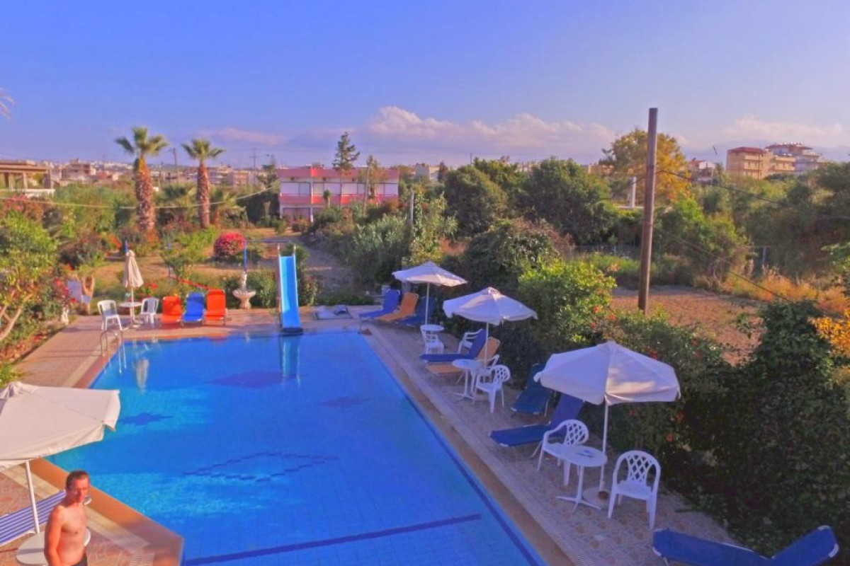 VIOLETTA HOTEL