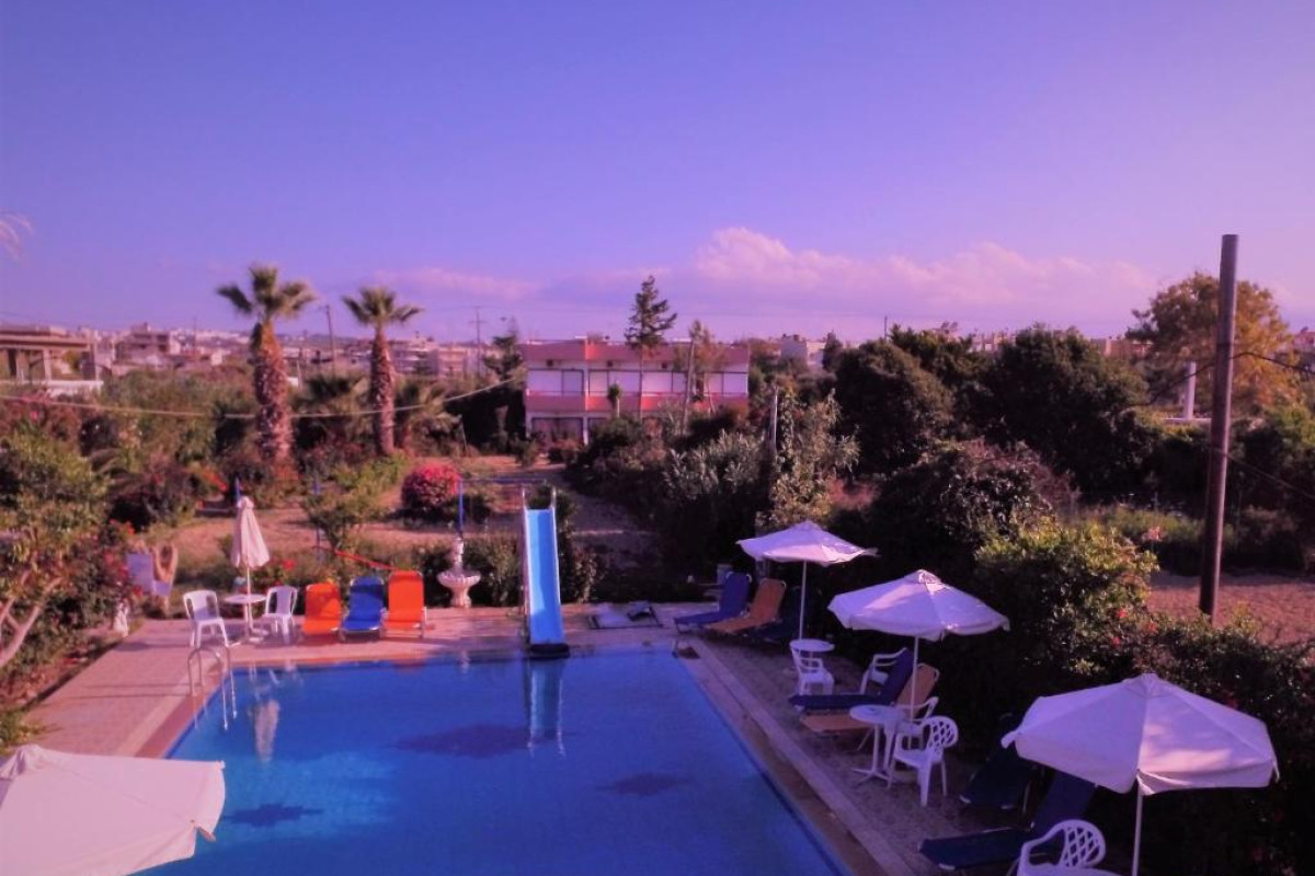 VIOLETTA HOTEL