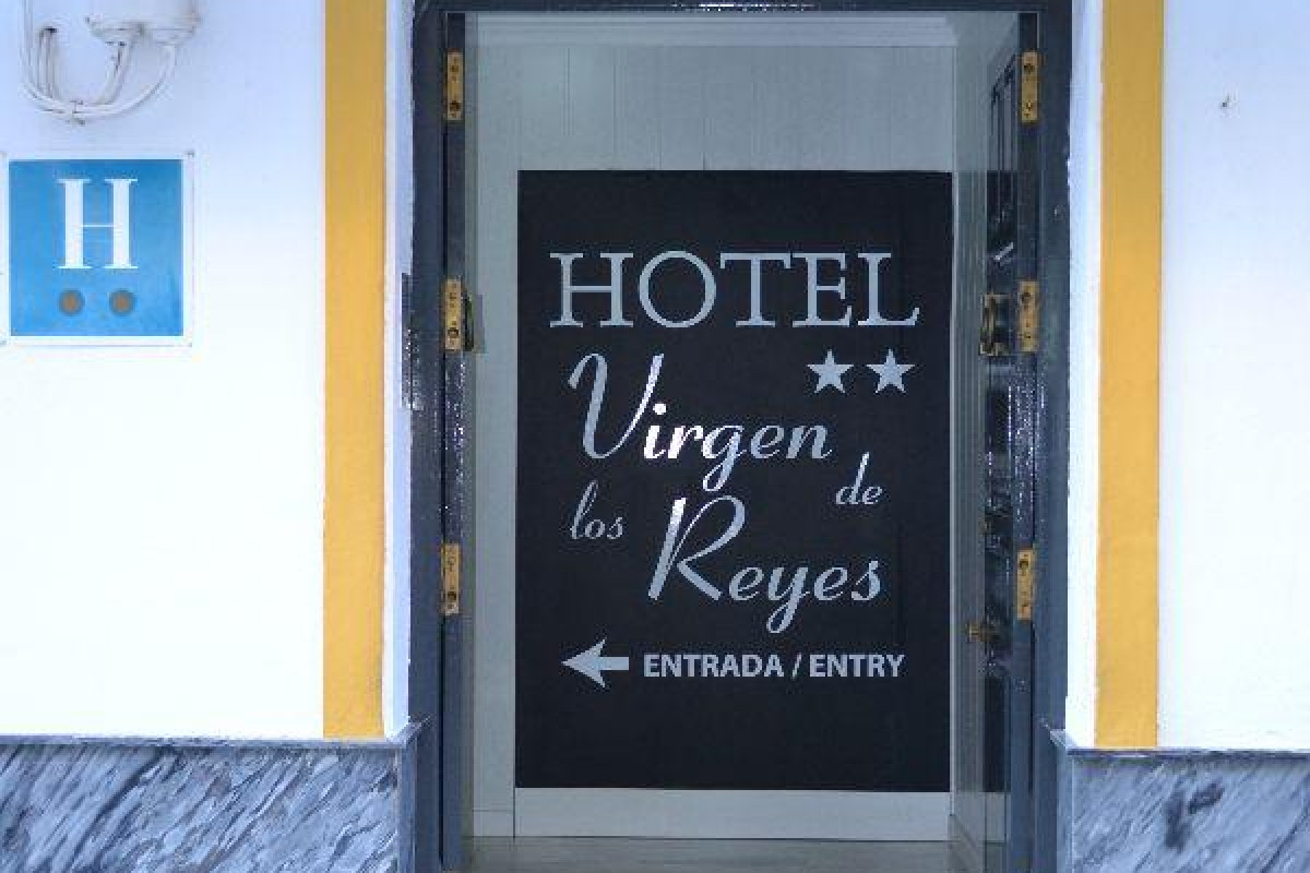 Hotel Virgen De Los Reyes