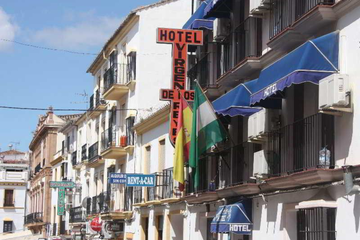 Hotel Virgen De Los Reyes