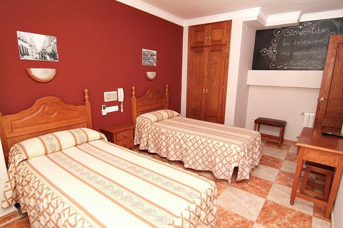Hotel Virgen De Los Reyes