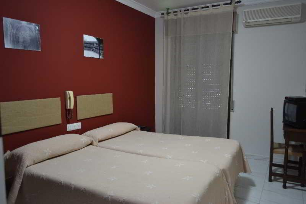 Hotel Virgen De Los Reyes