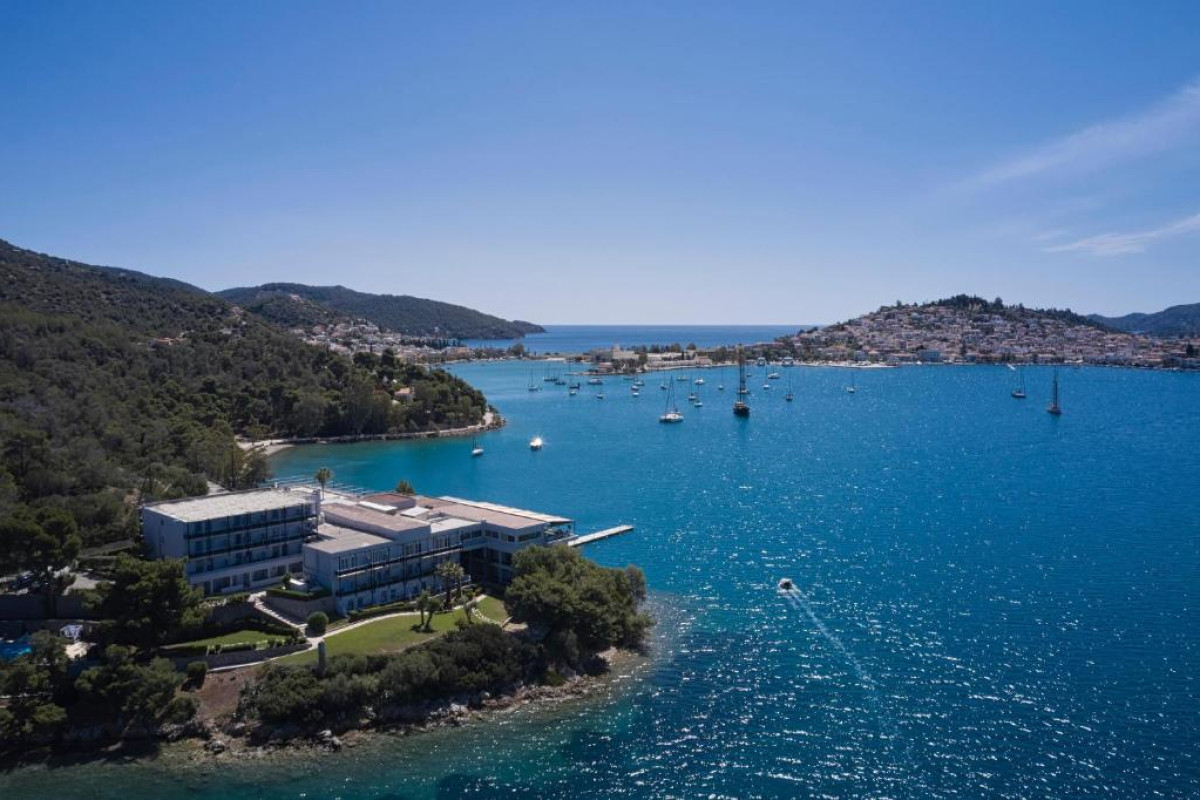 Hotel Xenia Poros Image