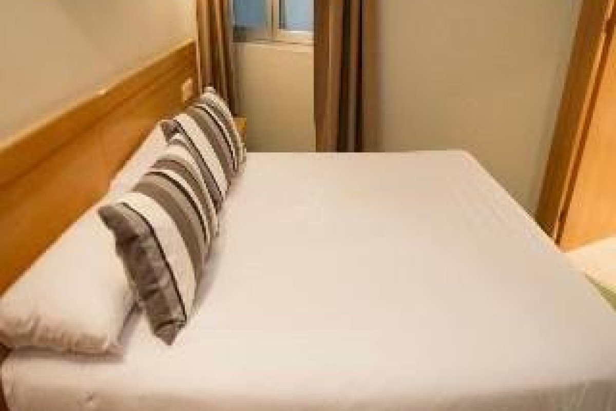 Hotel Zaragoza Plaza