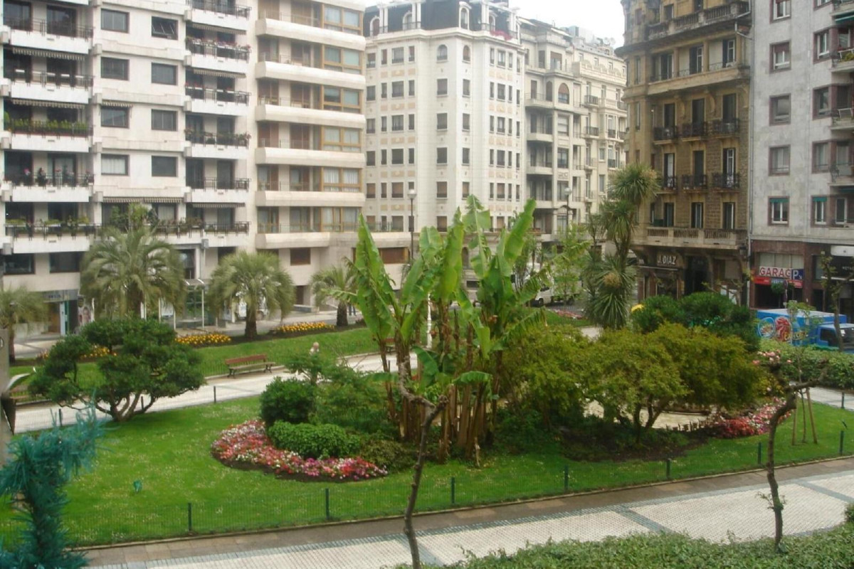 Hotel Zaragoza Plaza