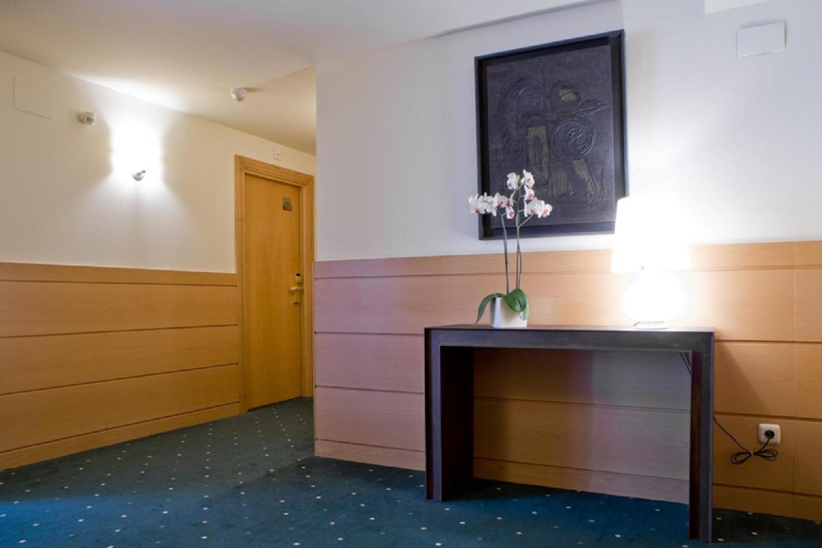 Hotel Zaragoza Plaza