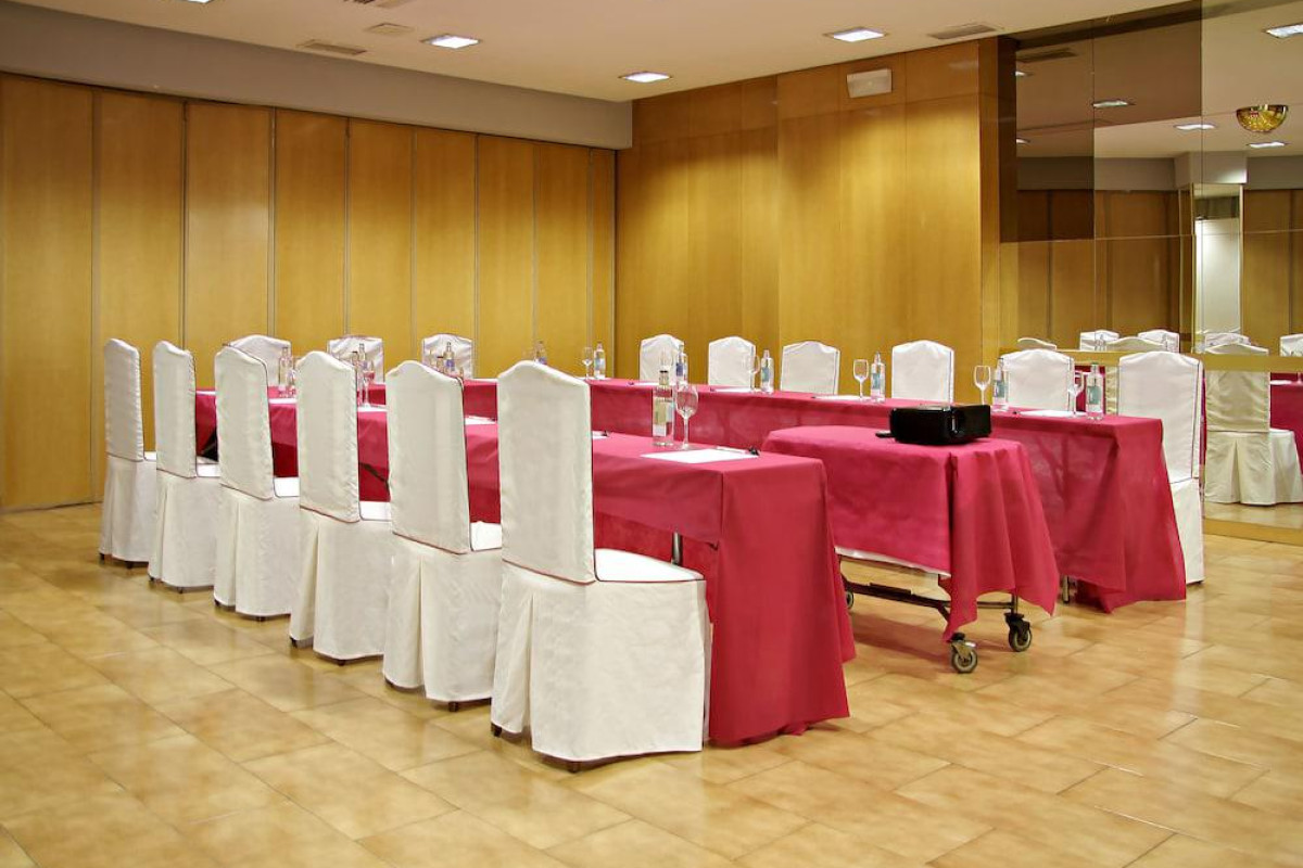 Hotel Zaragoza Royal