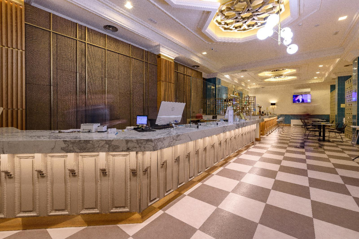 Hotel Zentral Mayoral