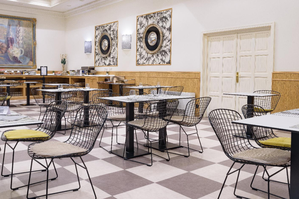 Hotel Zentral Mayoral