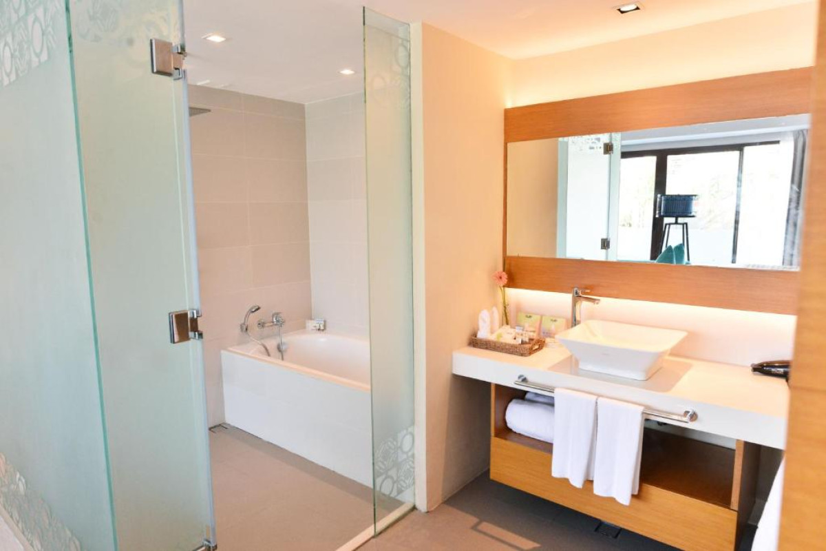 Hue Hotels and Resorts Boracay Managed by HII