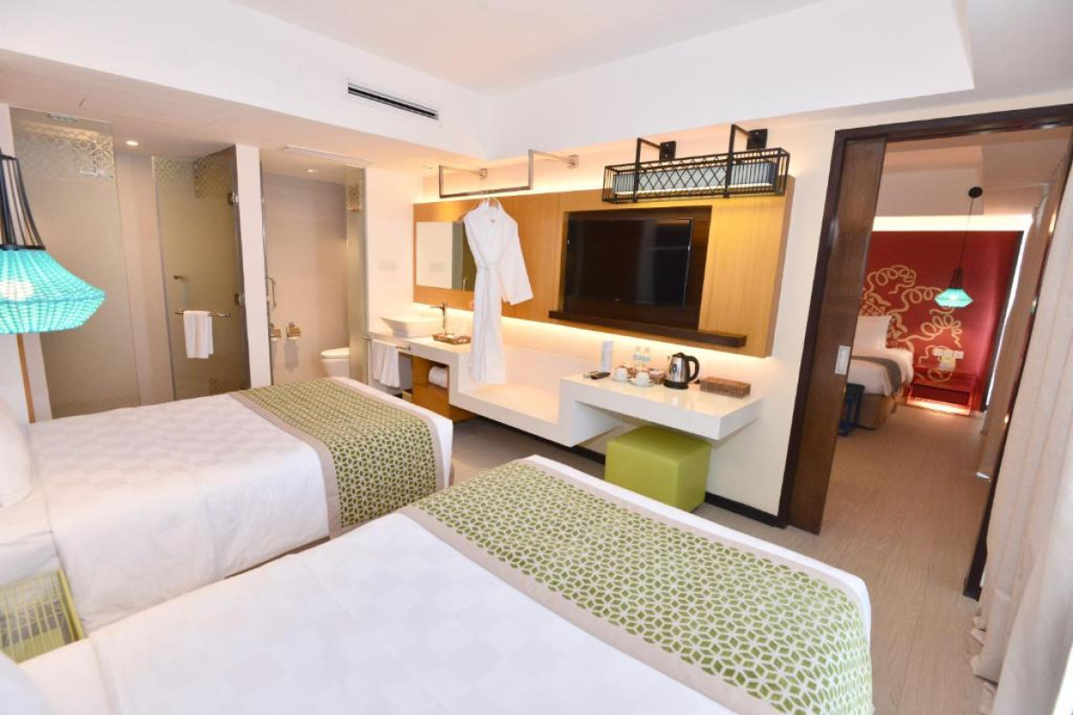 Hue Hotels and Resorts Boracay Managed by HII