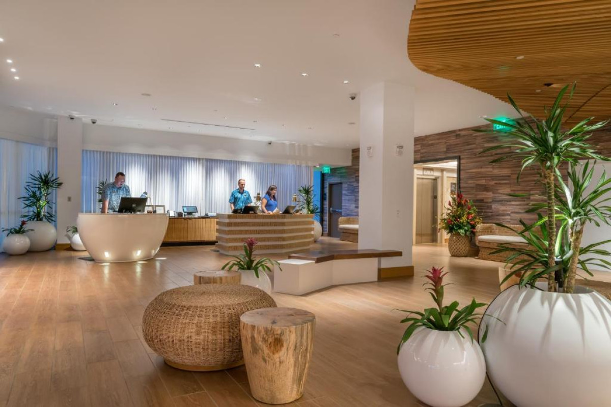 Hyatt Centric Waikiki Beach
