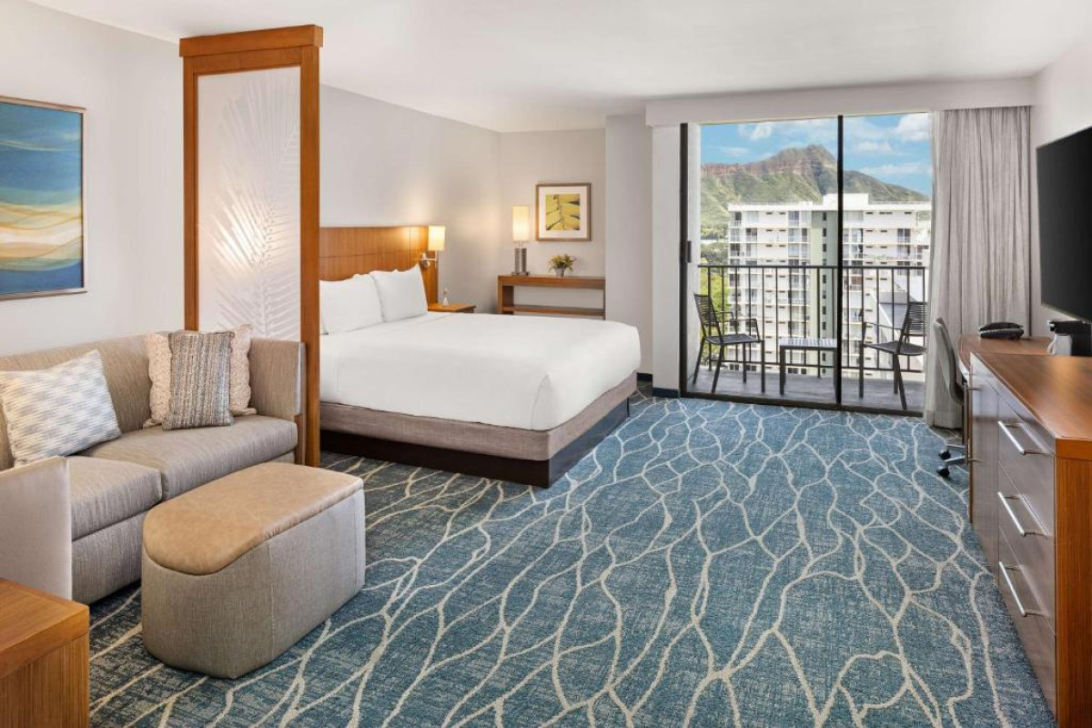 Hyatt Place Waikiki Beach