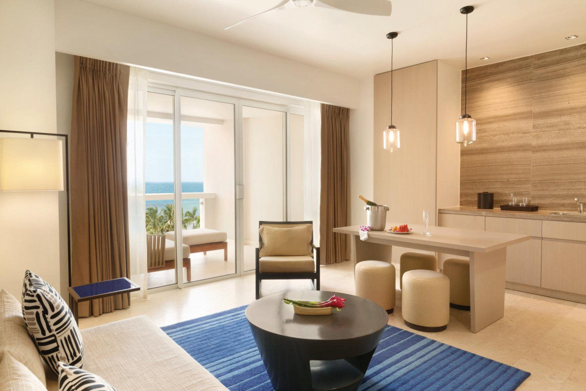 Hyatt Ziva Rose Hall