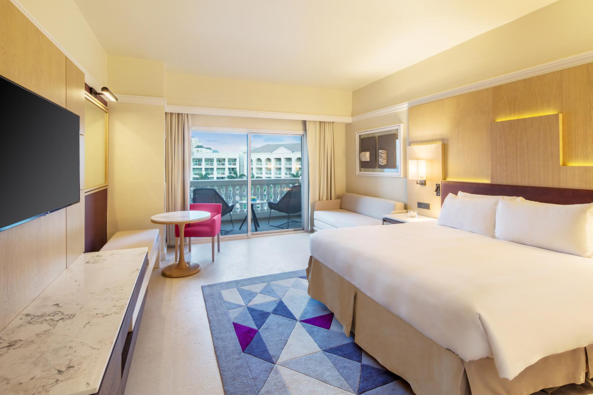 Hyatt Ziva Rose Hall