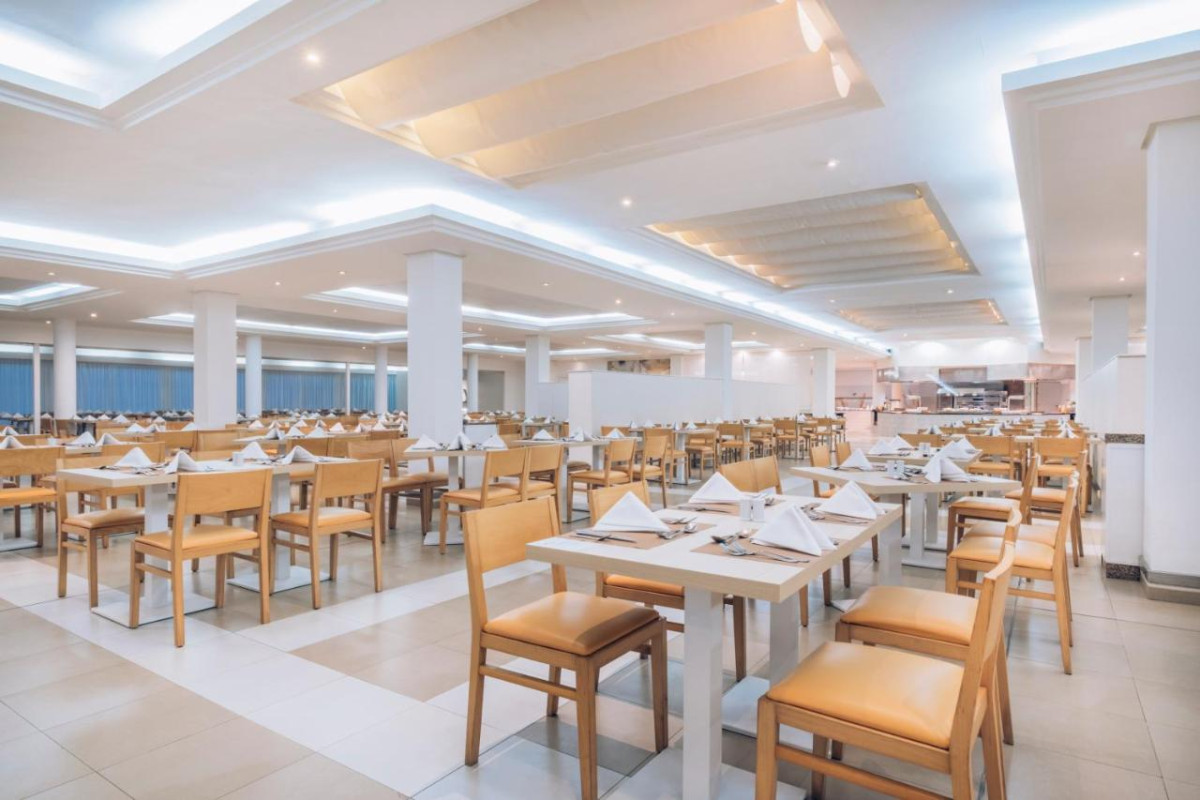 IBEROSTAR CLUB CALA BARCA