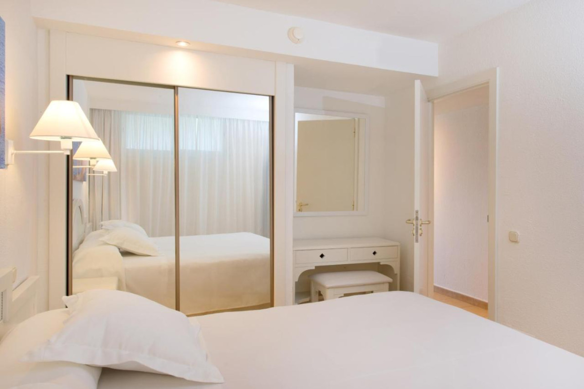 IBEROSTAR CLUB CALA BARCA