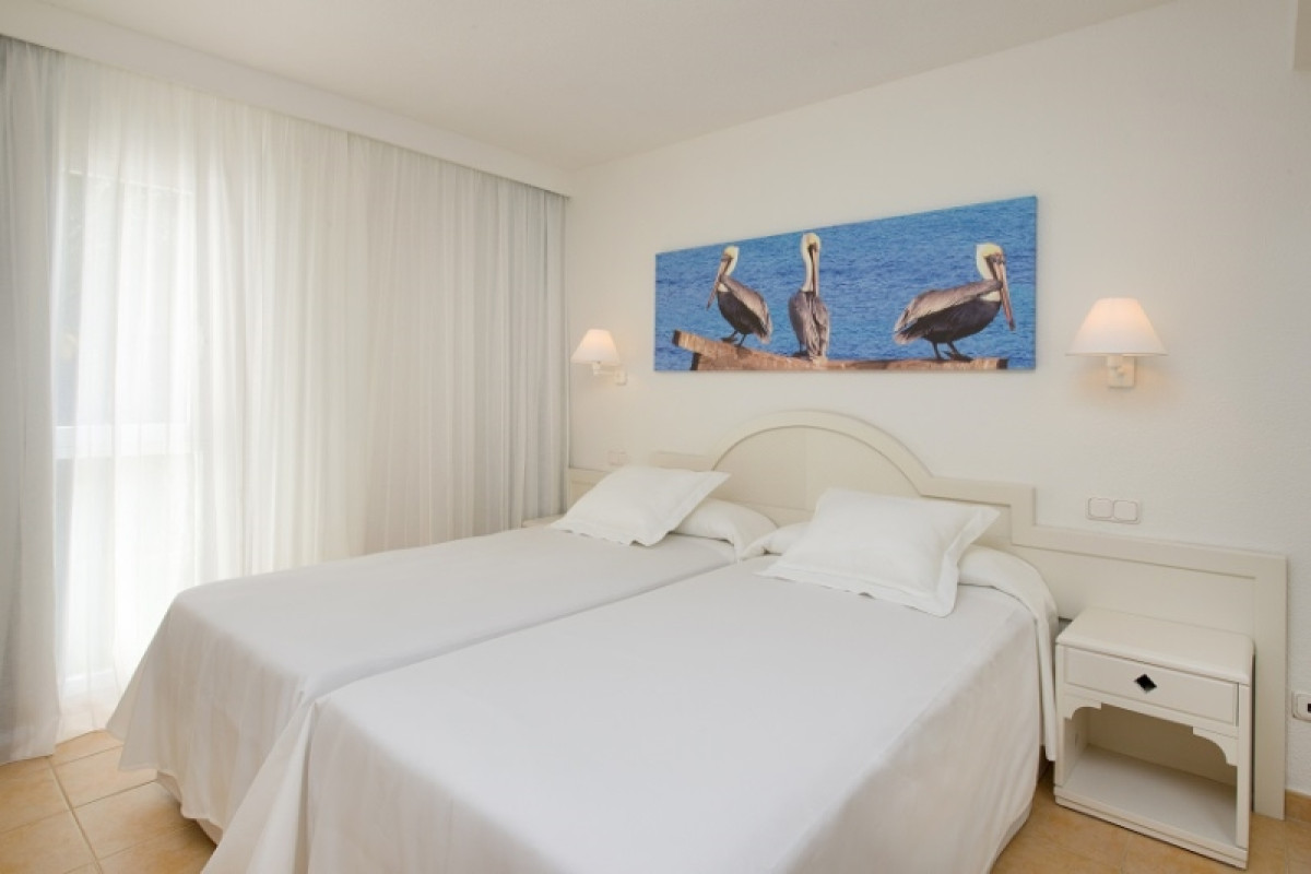 Iberostar Waves Ciudad Blanca