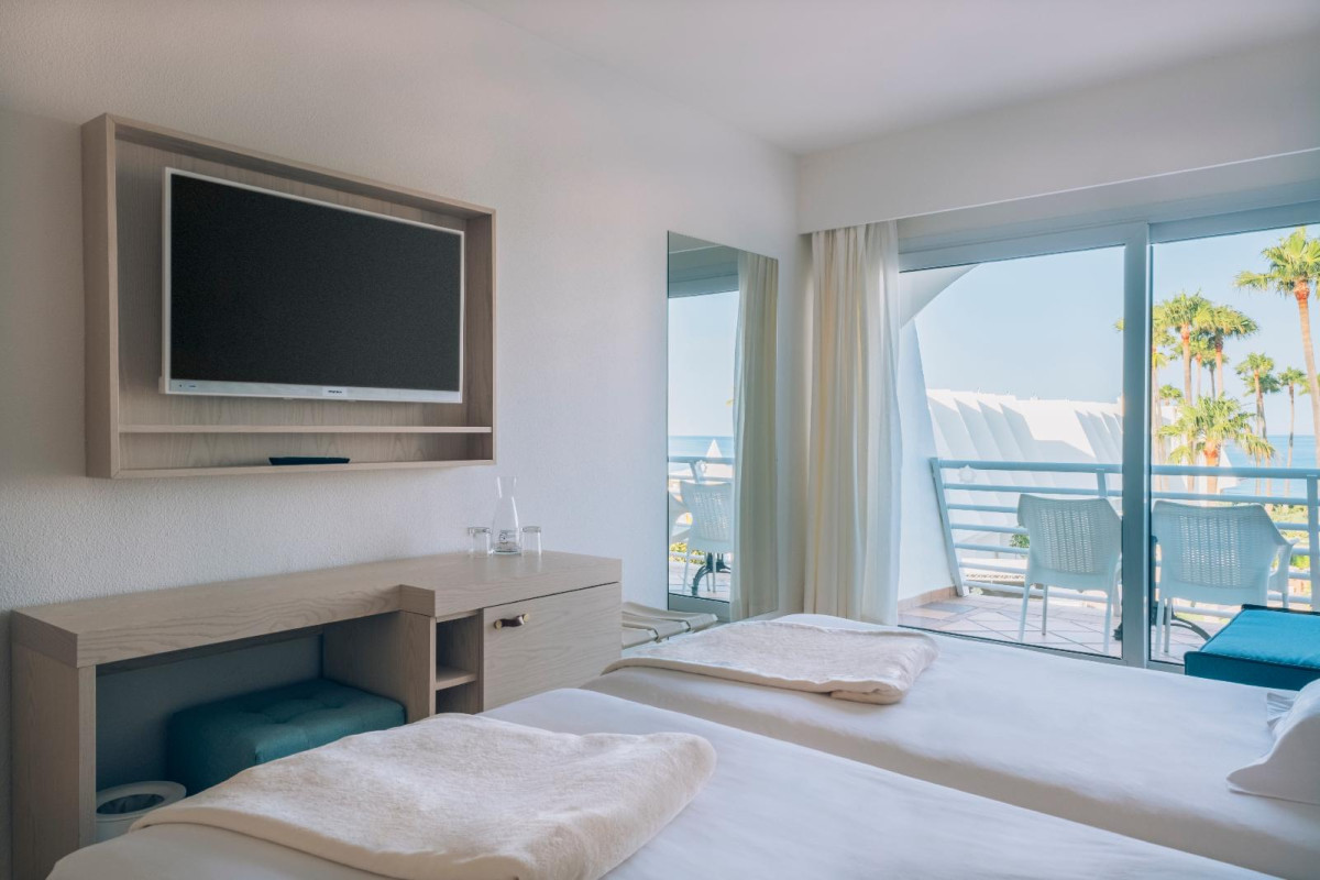 Iberostar Waves Royal Andalus