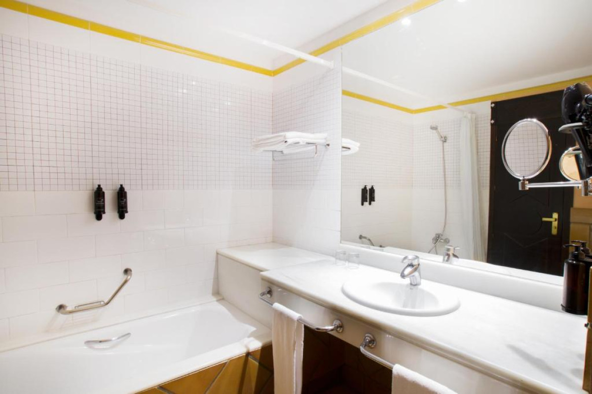 Ibersol Almuñecar Beach & Spa Hotel